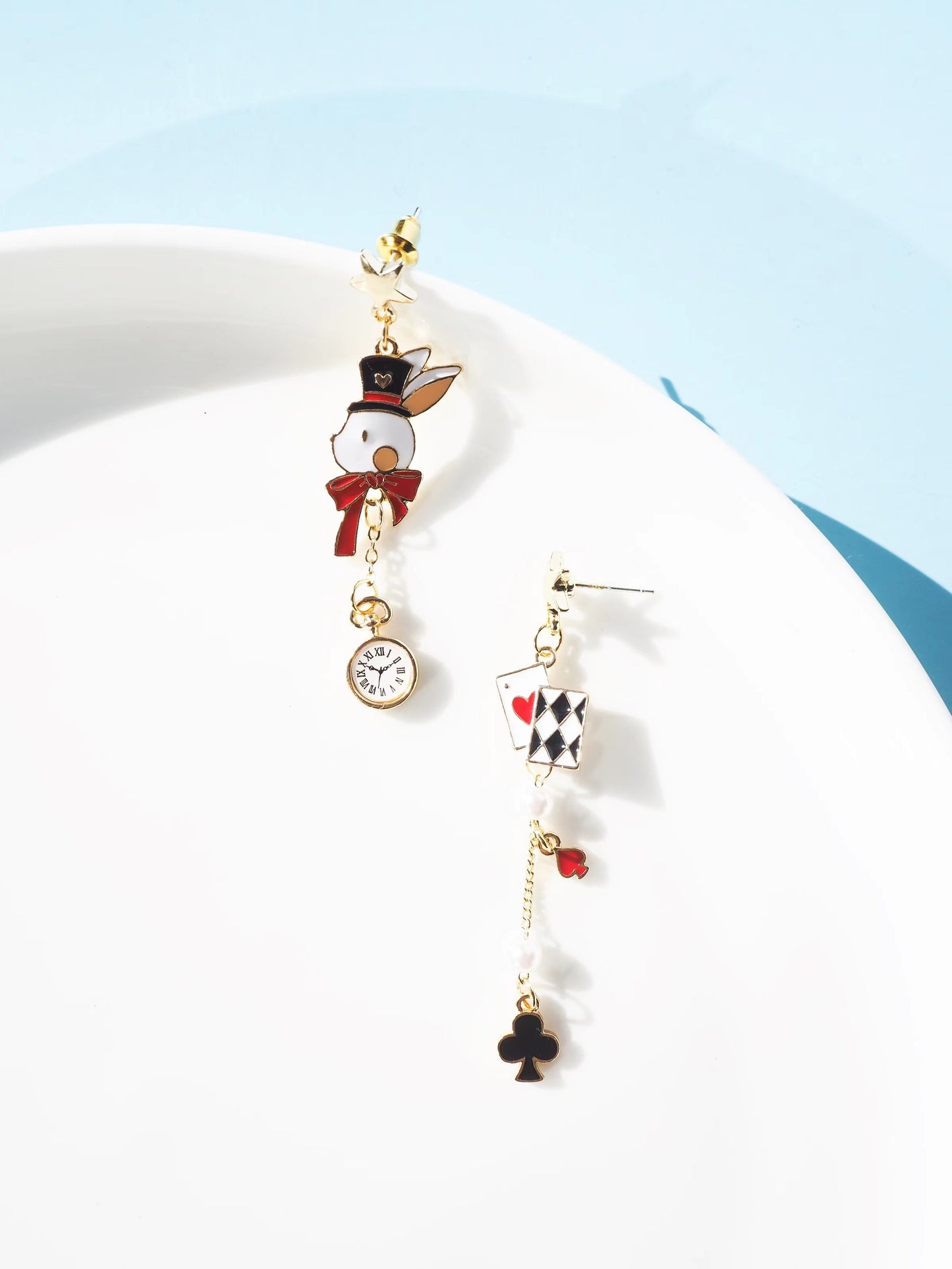 Alice in wonderland Drop Earrings