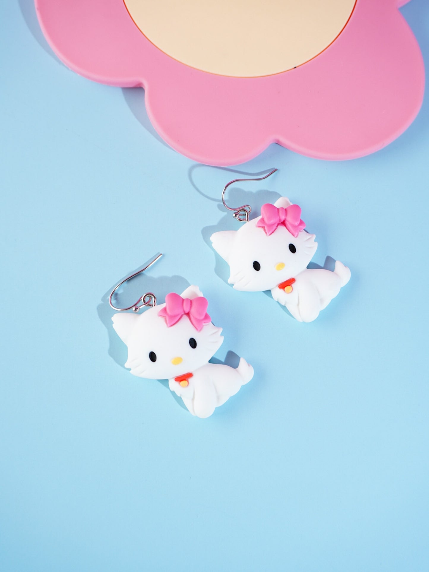 Hello Kitty Hook Drop Earrings